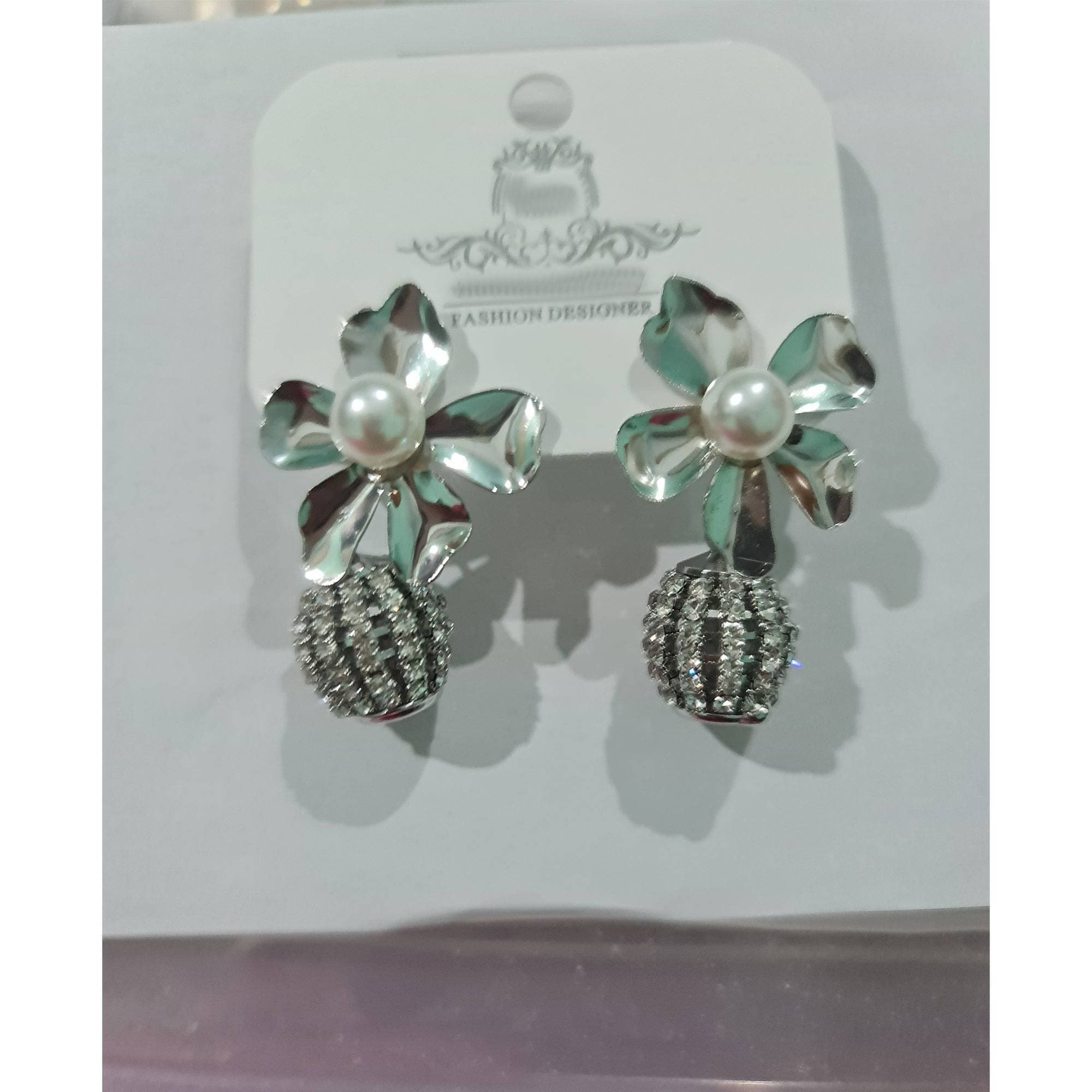 Trendy Flower Stud Earrings Female Statement Earrings for Girls