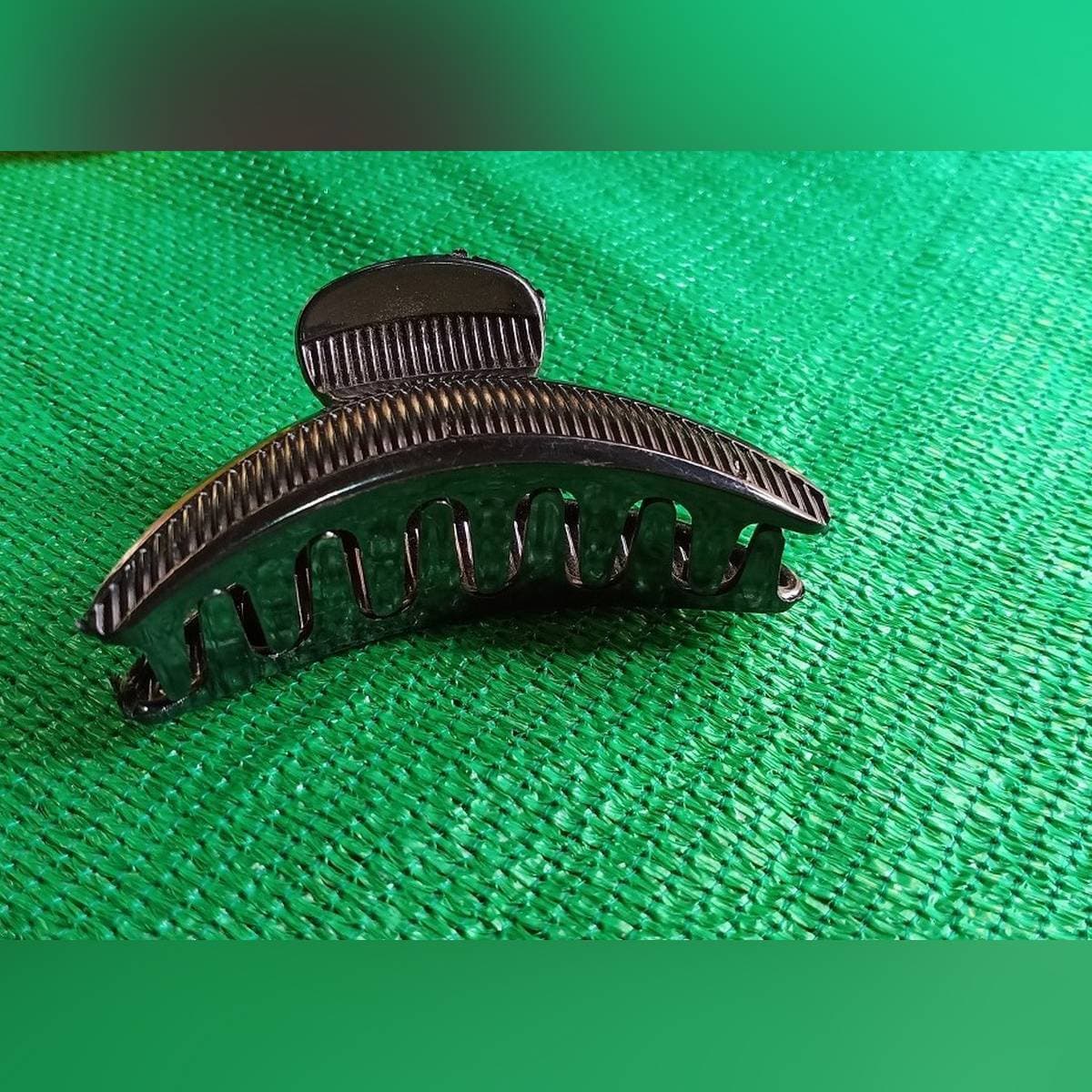1Piece Hair Catcher For Women/girls Best Quality Strong Original For Women, Girls