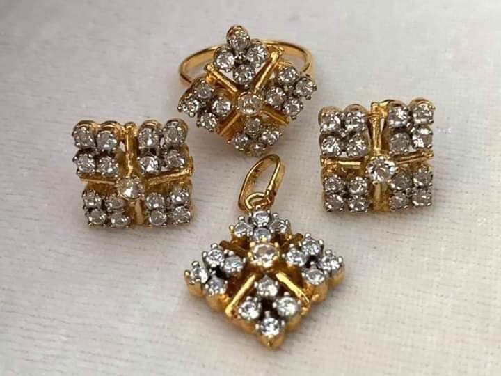 Stylish Gold Plated Hand Made Elegant COMBO Set