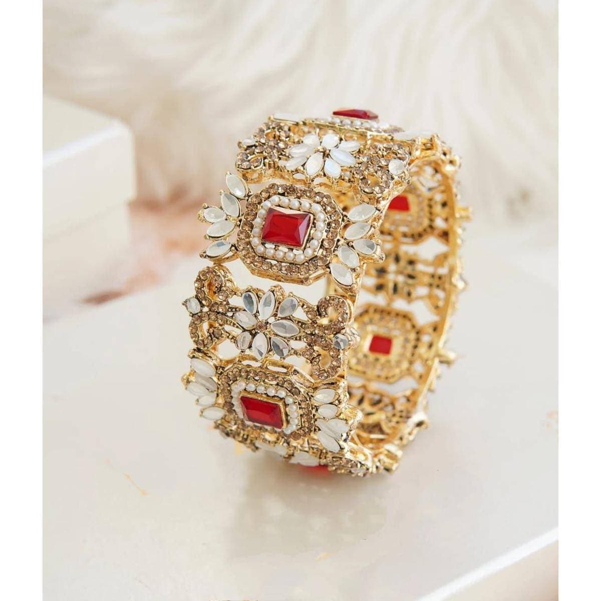 Beautiful design Bangle for Wedding & Party - 1 Piece