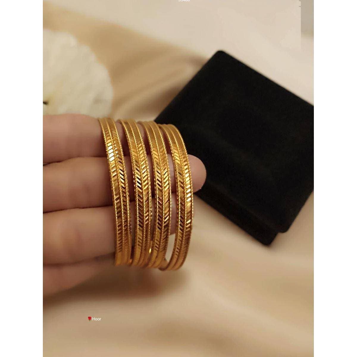 Beautiful Design Golden 4 Pcs Bangles For Women