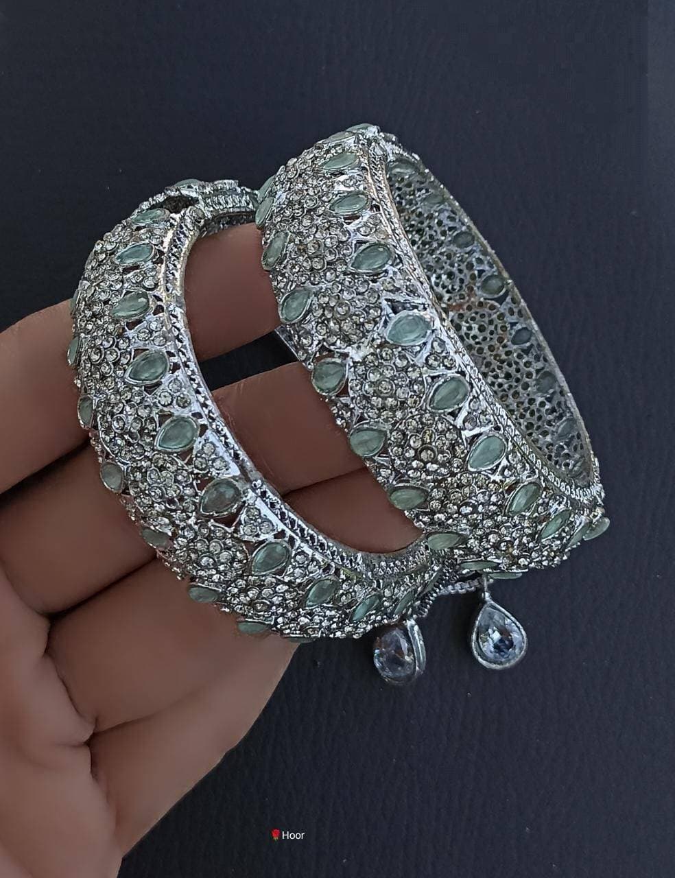 1 Pair Beautiful Design Silver Openable Kangan Bangles for Wedding & Party - 03