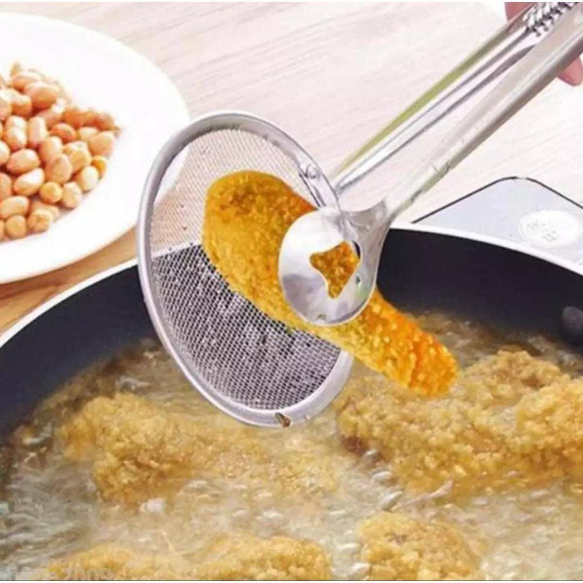 Multi-Functional 2 In 1 Fry Tool Filter Spoon Strainer With Clip