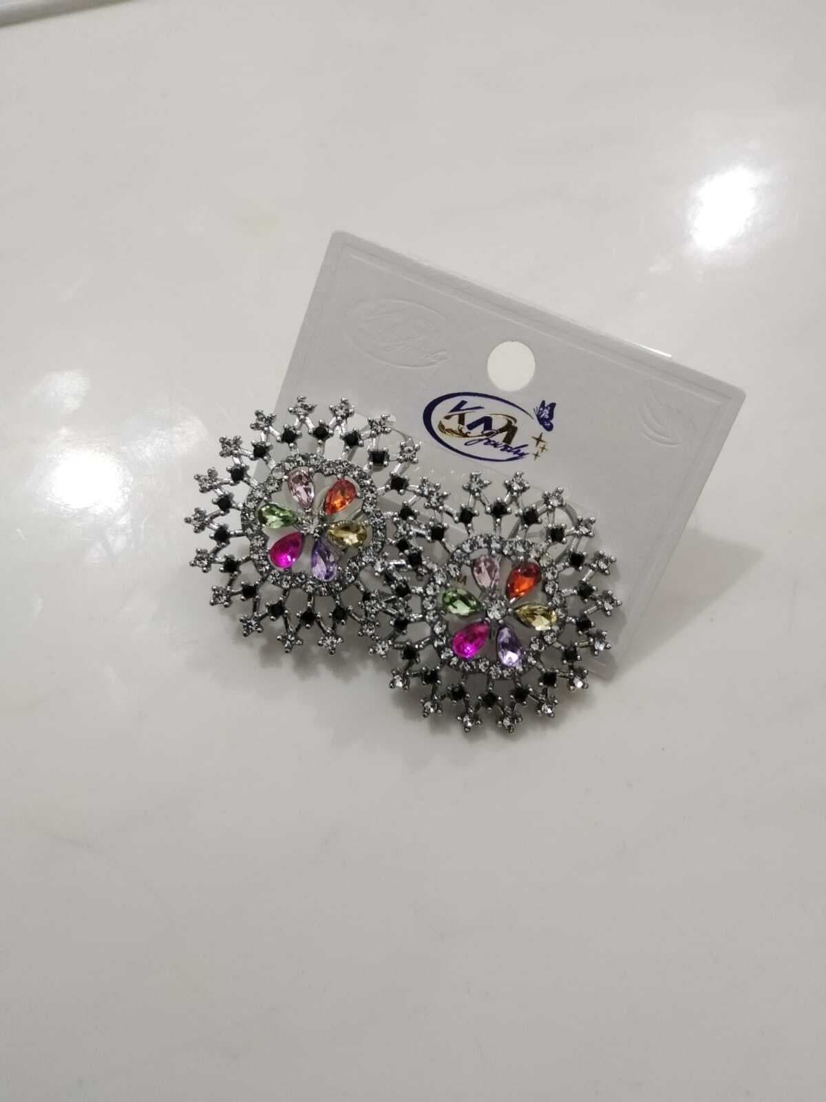 Fancy Silver Metal Stud Earring for Women - 1 Pair