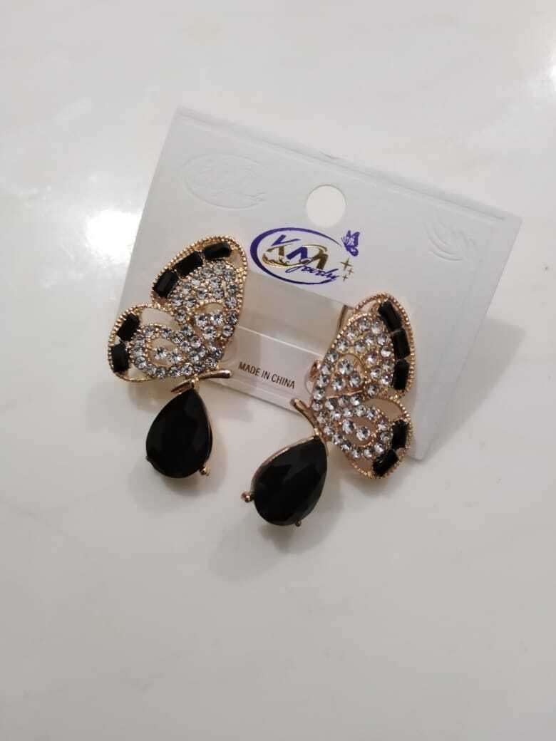 Beautiful Sparkling Stud Earrings For Women - 1 Pair