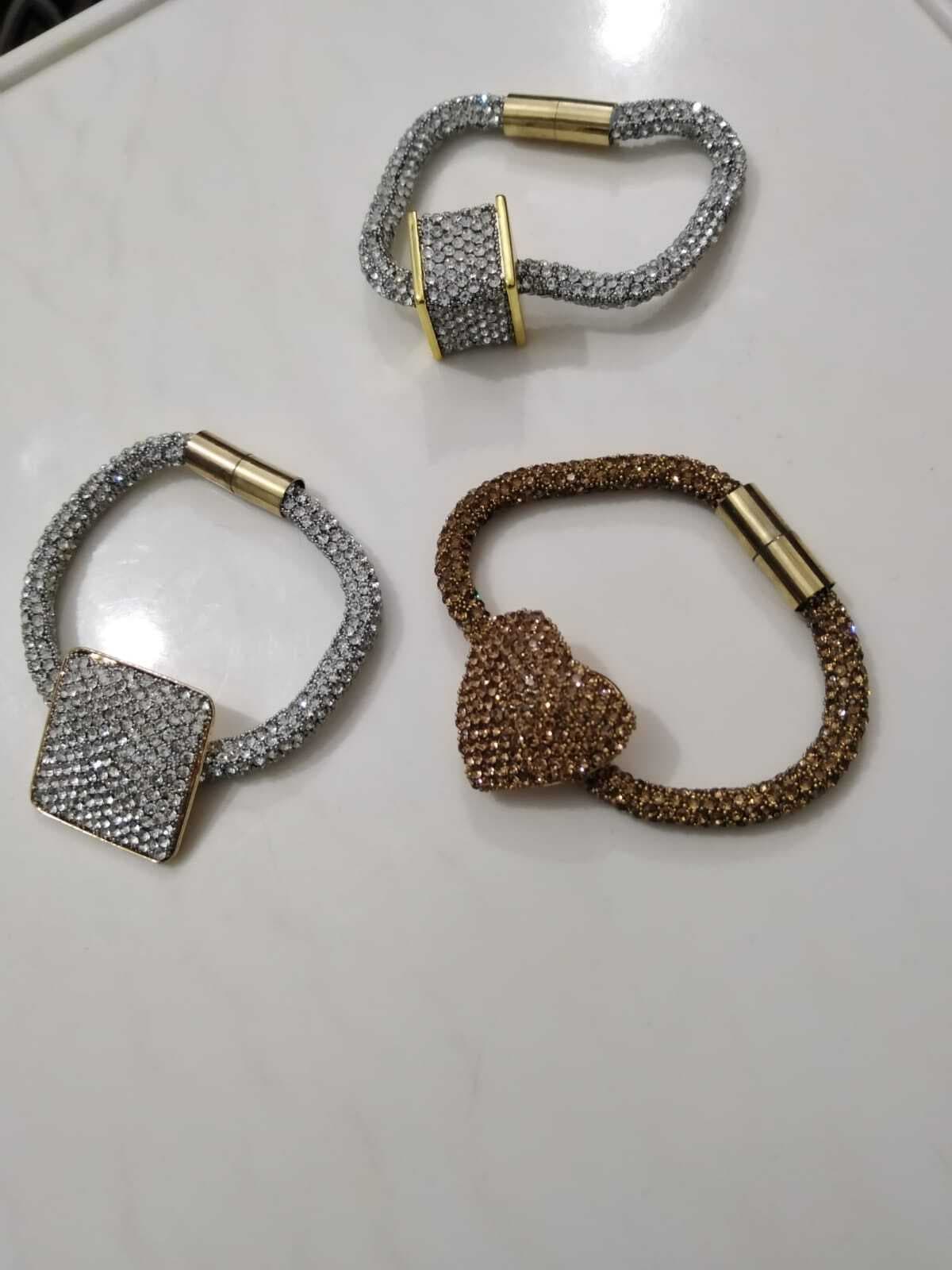 Elegant Alloy Women Bracelet with Silver Pearls - 1 Piece
