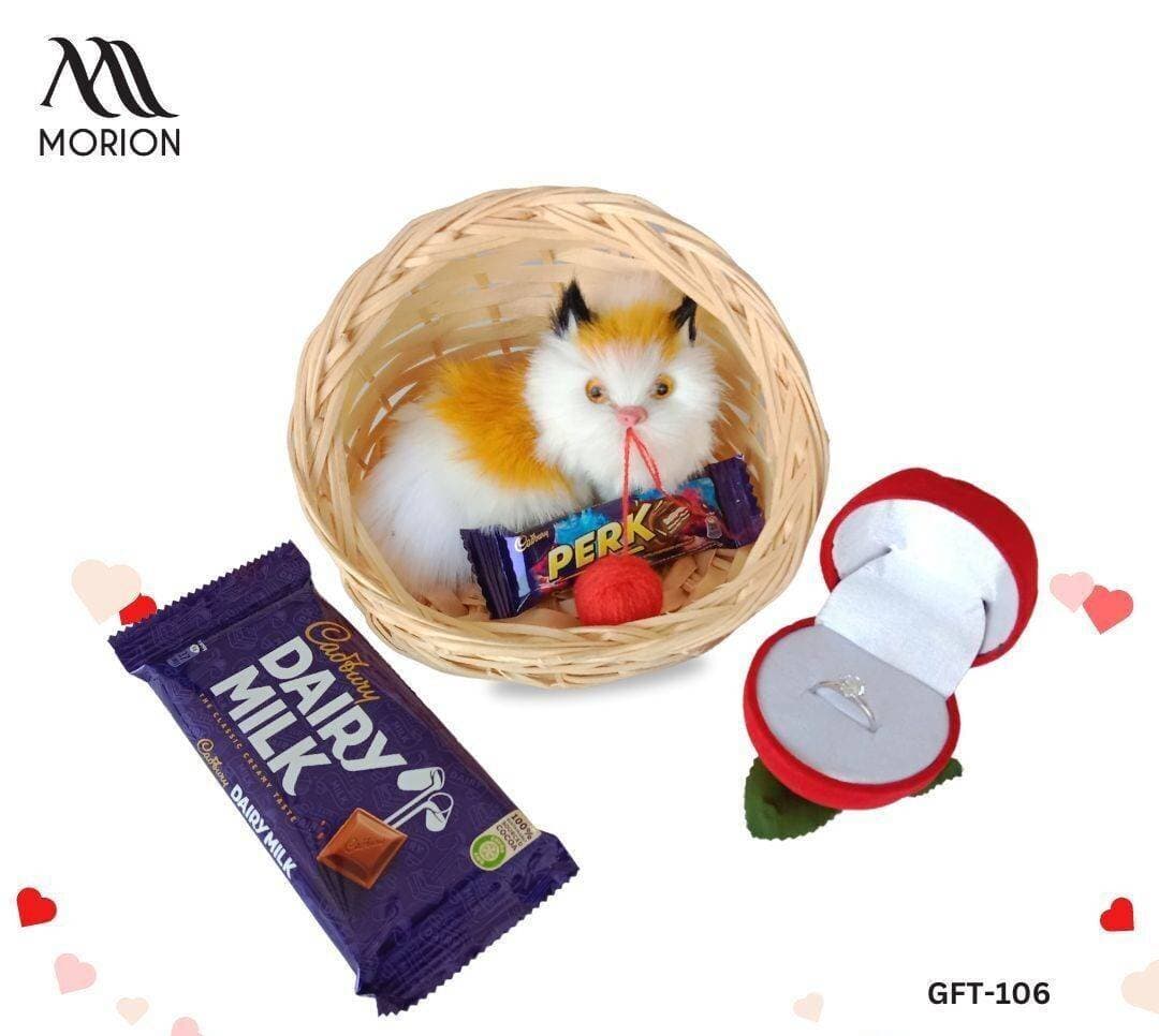 Loving Cat Basket With Chocolate And Crystal Diamond Ring GFT-106