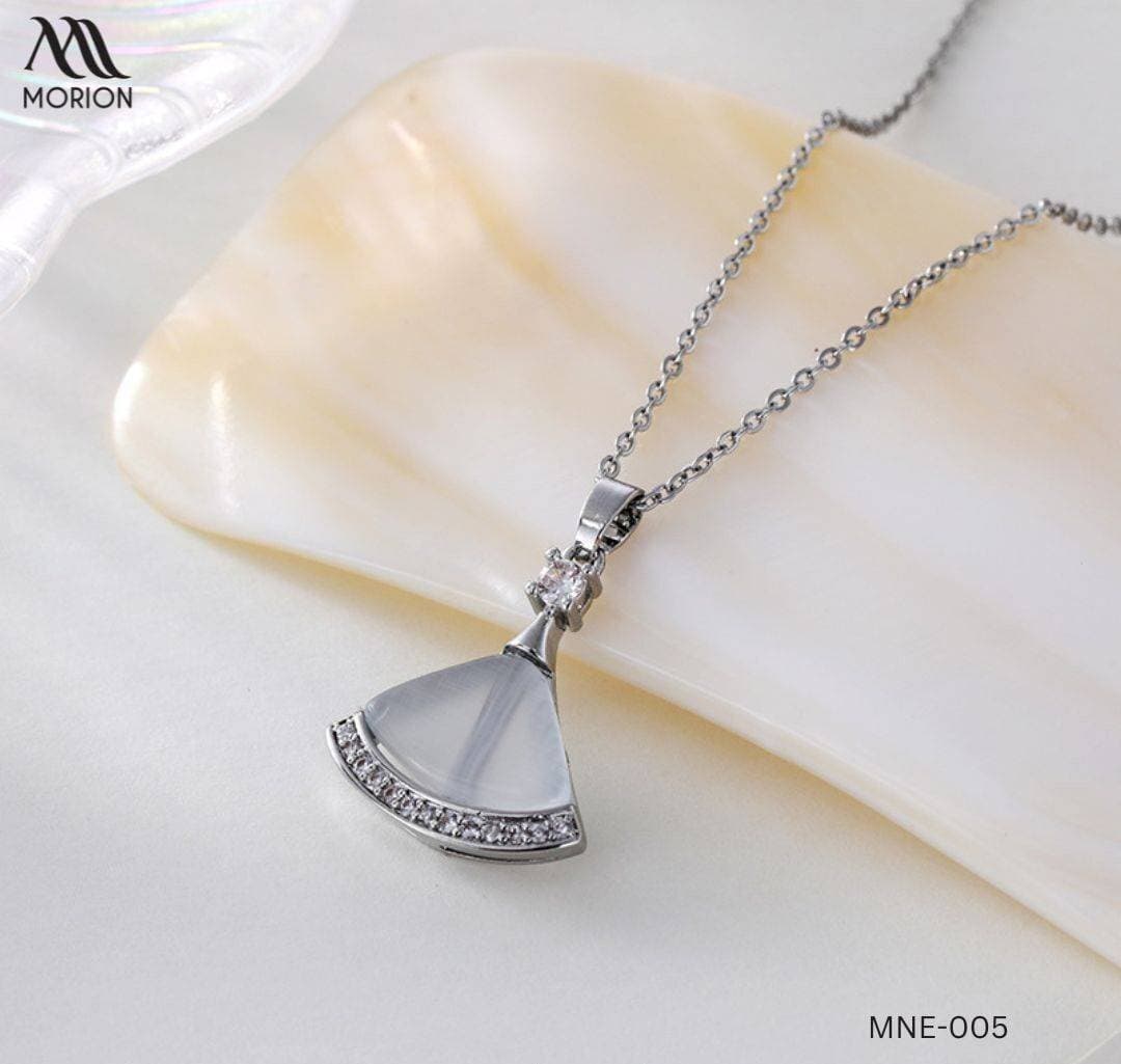 Dancing Dress Silver Skin Desinger Pendant Necklace For Women MNE-047