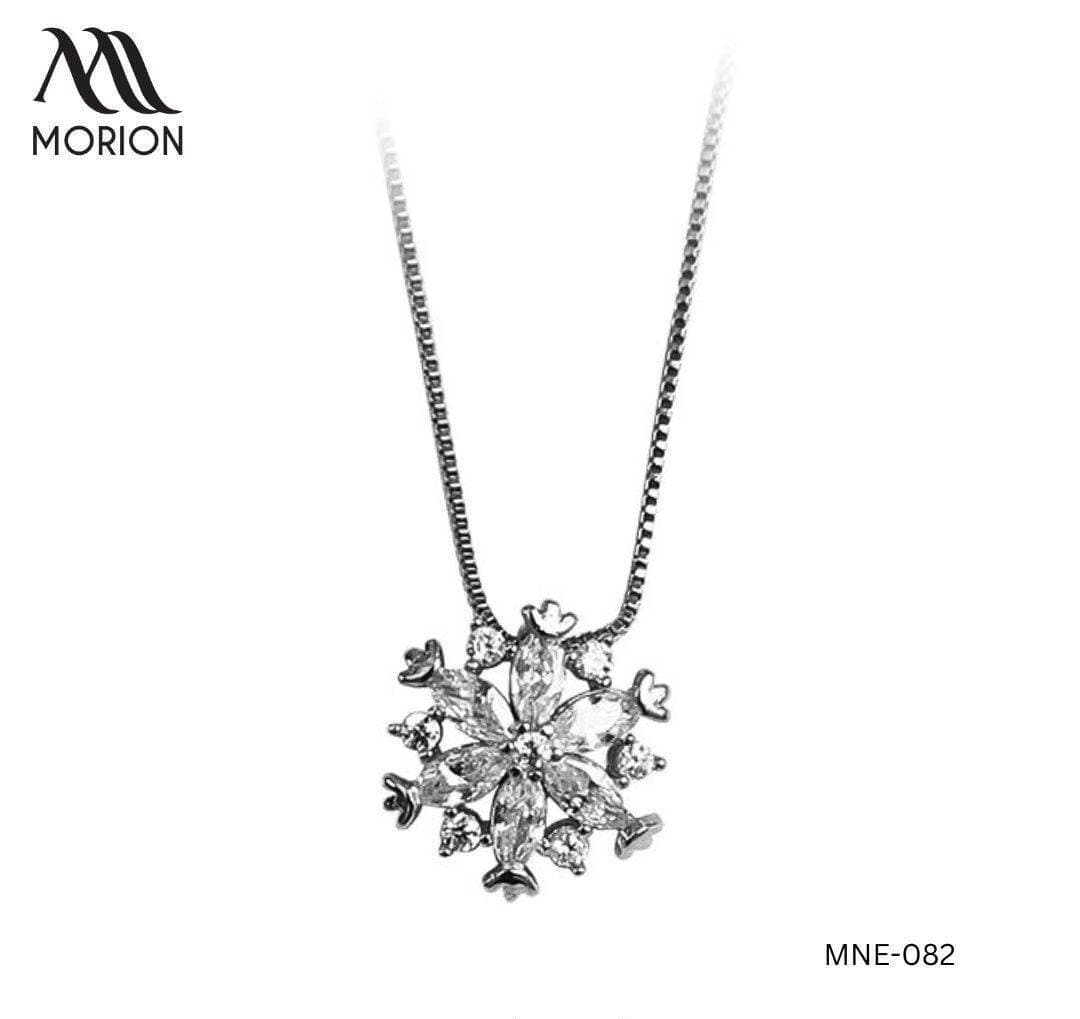 Flower Heart With Crystal Diamond Pendant Necklace MNE-082